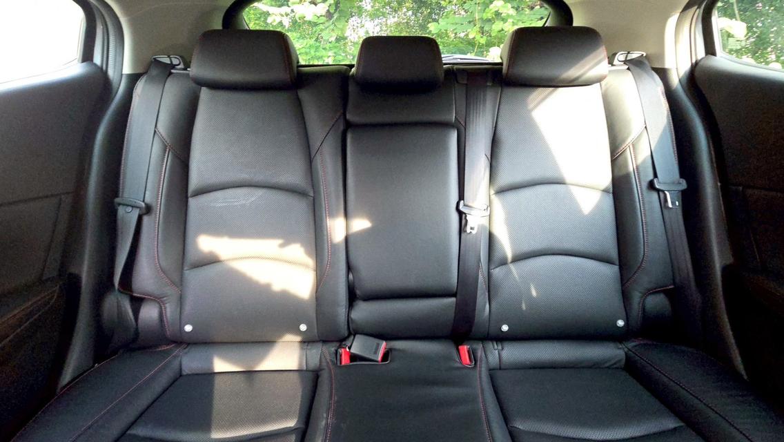 รหัสรถ WB36 Mazda 3 S Sports  ปี 2015 (สีบรอนด์) 5