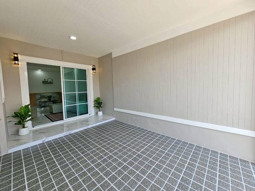 หมู่บ้านพฤกษา​3.     6