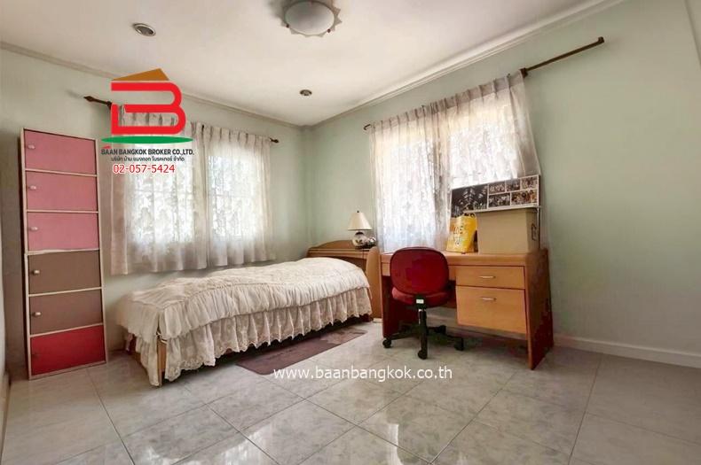 บ้านเดี่ยว เนื้อที่ 58.8 ตร.ว. หมู่บ้าน ซิลค์ วิลเลจ (สายไหม 54) ใกล้ปตท.สายไหม 56 ถนนสายไหม แขวงสายไหม เขตสายไหม 8