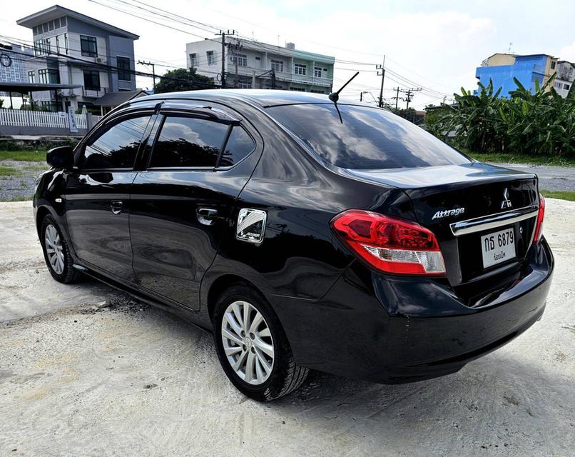 Mitsubishi Attrage ภายในดำแดง รุ่น Limited Edition ปี 18  6