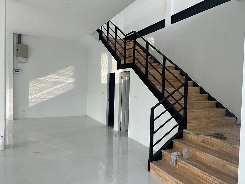 #ให้เช่าโกดังใหม่พร้อมออฟฟิศบางน้ำจืด สมุทรสาคร พื้นที่ 600-2000 ตรม โกดังสูง 12ม กว้าง 24ม รับน้ำหนักได้ 3 ตัน/ตรม 3