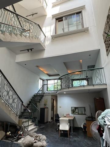 ขายทาวน์โฮม4.5ชั้น 35 ตร.ว. ย่านสุุขมวิท71ซอยปรีดีพนมยงค์ 14 ใกล้ทางด่วนBTSพระโขนง 15