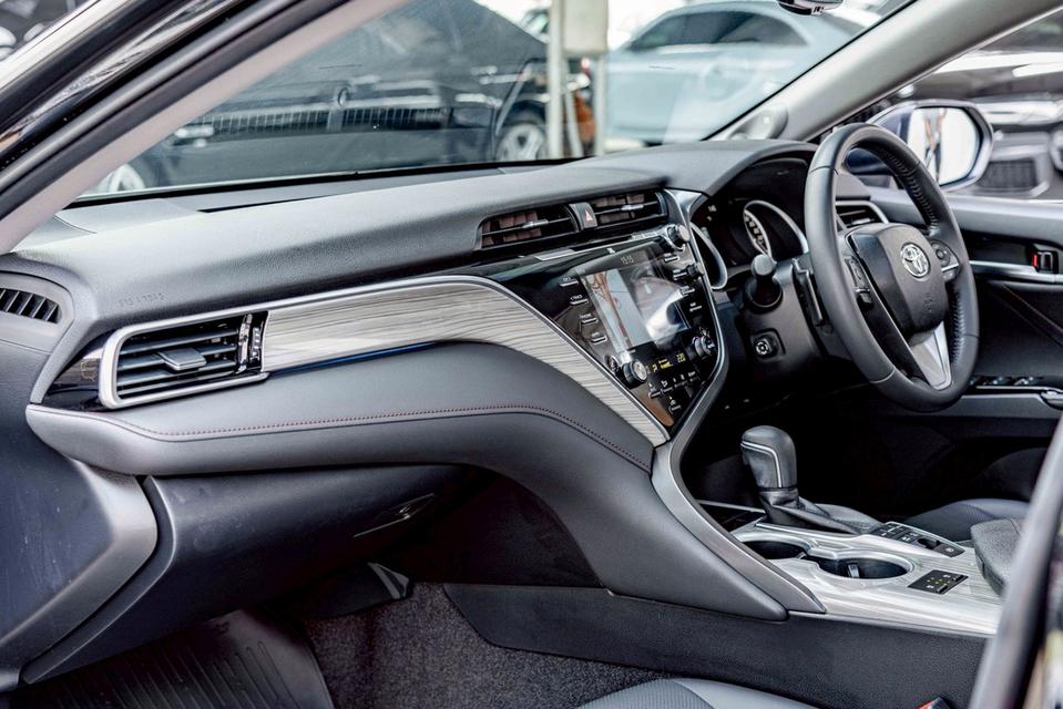 รหัสรถ NP1653 TOYOTA CAMRY 2.5HYBRID PREMIUM 2019 14