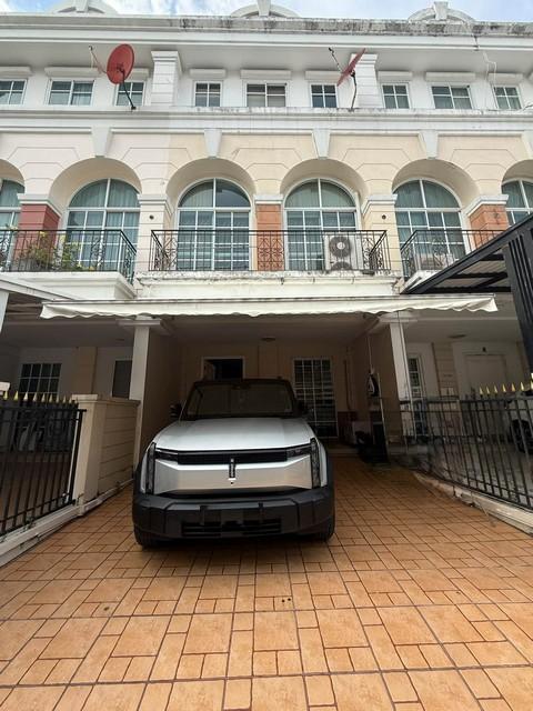 ให้เช่าทาวน์โฮม 3 ชั้น 21.3 ตรว. พลัส ซิตี้ พาร์ค พระราม 9-หัวหมาก Plus City Park ใกล้ The Nine, มหาวิทยาลัย Abac 1
