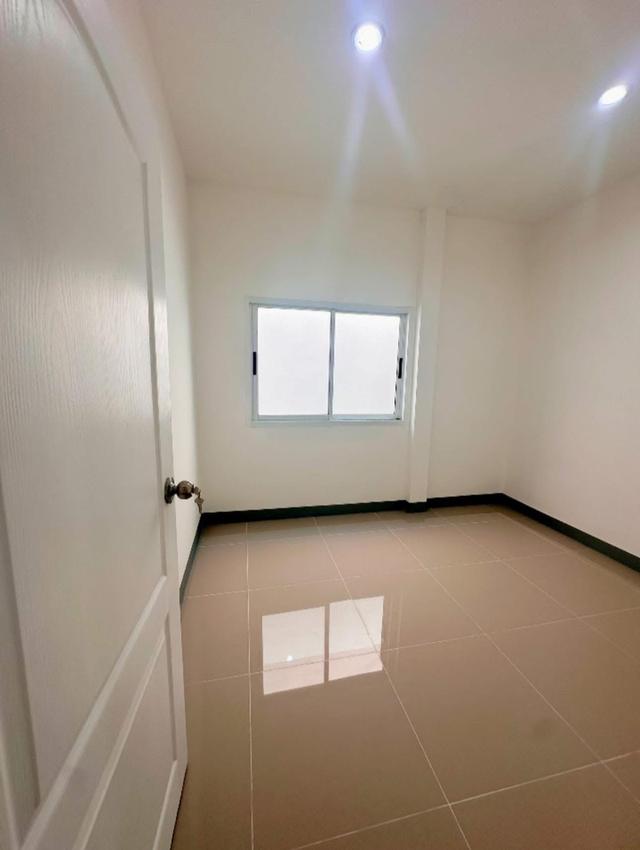 วัฒนาร่มไทร สังฆสันติสุข 9