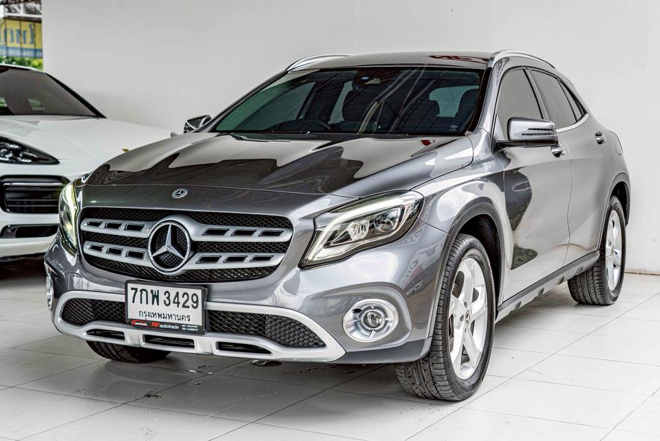 รหัสรถ NP3429 BENZ GLA200 URBAN 2018 7