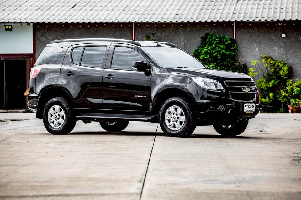 CHEVROLET TRAILBLAZER 2.8 LTZ 4WD ปี 2013 สีดำ มือเดียว รถครอบครัว 7 ที่นั่ง