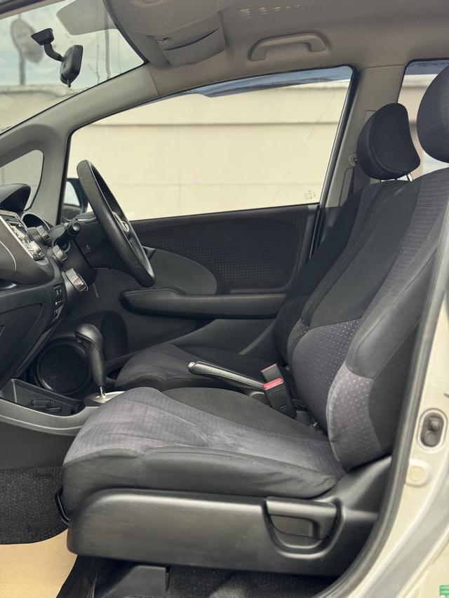 HONDA JAZZ GE 2009 AUTO IVTEC 14