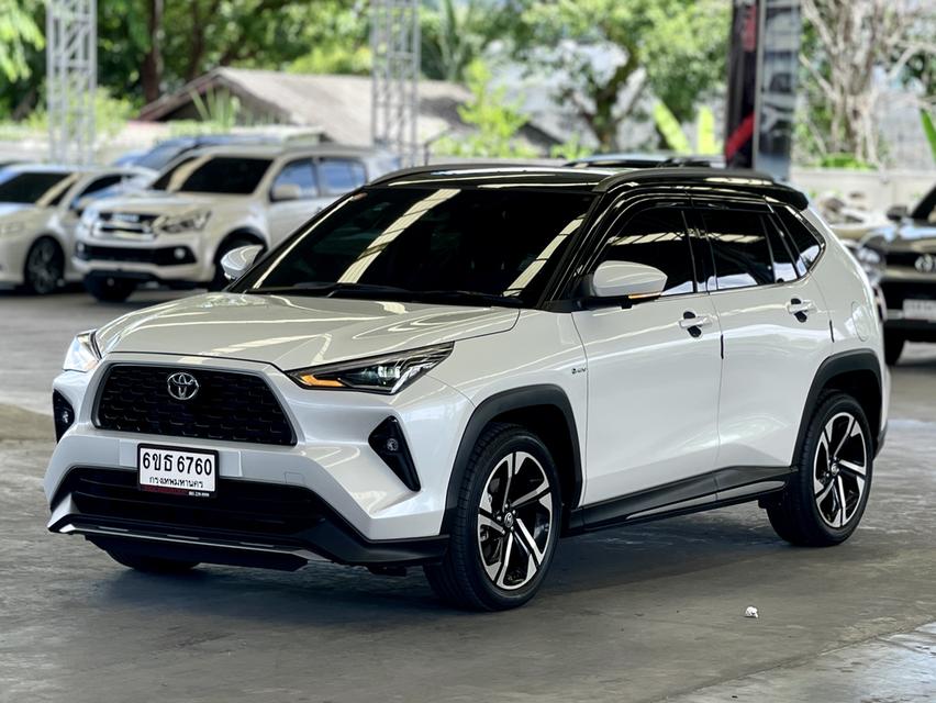 2024 Toyota Yaris Cross 1.5 HEV Premium Luxury สีขาว ไมล์ 7655 กม.