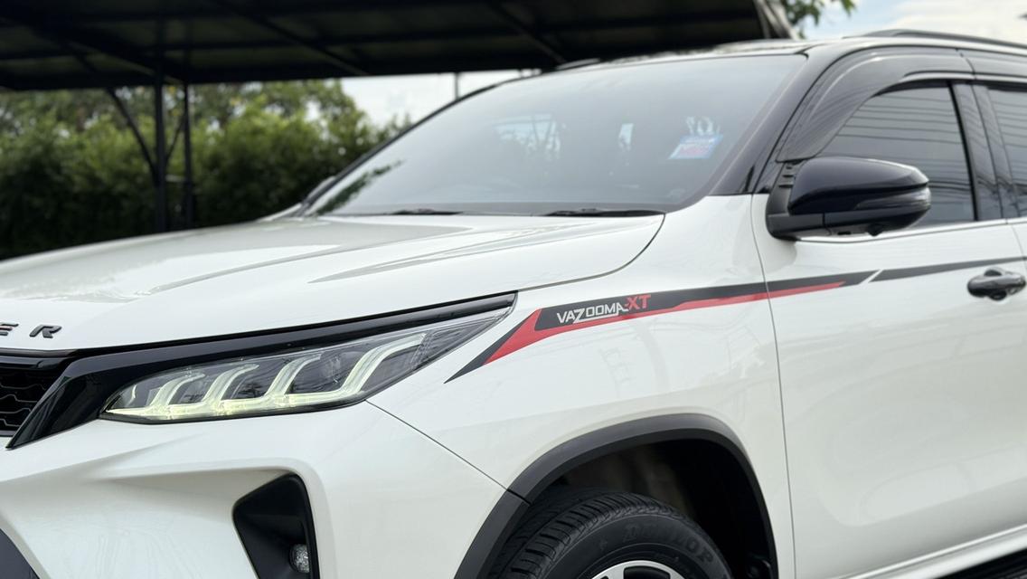 Toyota Fortuner 2.4 LEGENDER 2WD AT 2022 6
