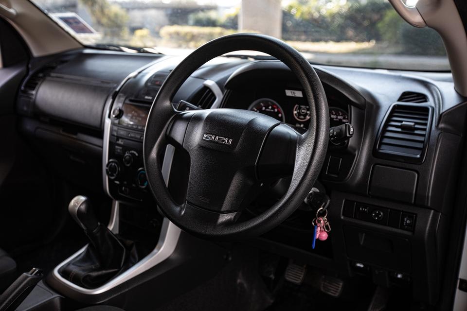 Isuzu D-Max Space Cab 2.5 ปี 2013 13