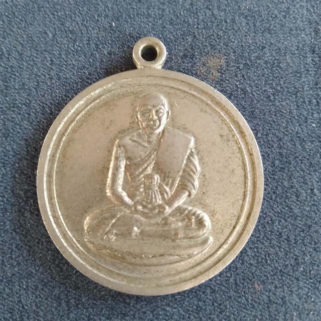 หลวงพ่อเงิน ดอนยายหอม รูปที่ 5