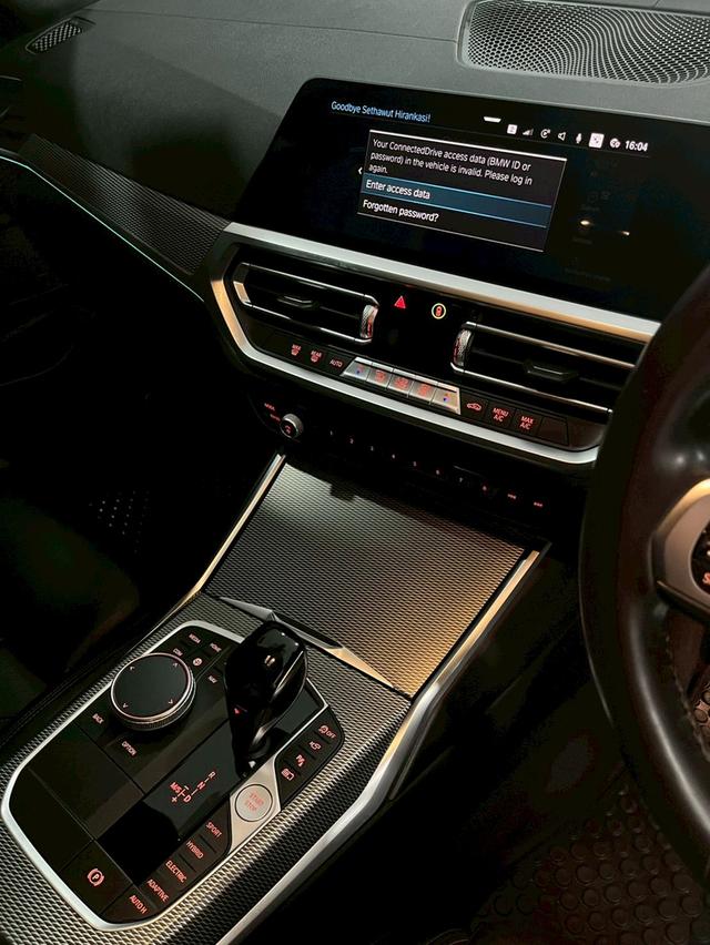 BMW 330e M Sport ปี 2021 15