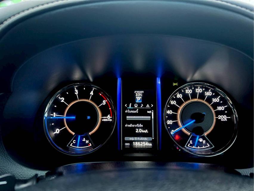 ขาย Toyota Fortuner 2.4V ปี16 9