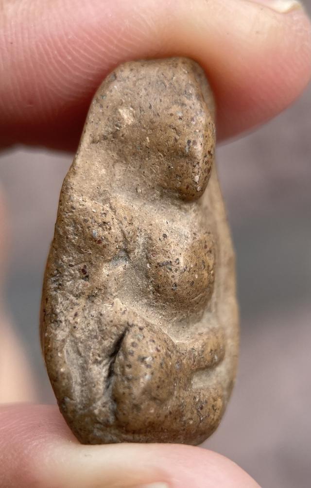  พระกรุถ้ำเสือ  พิมพ์กลาง 11