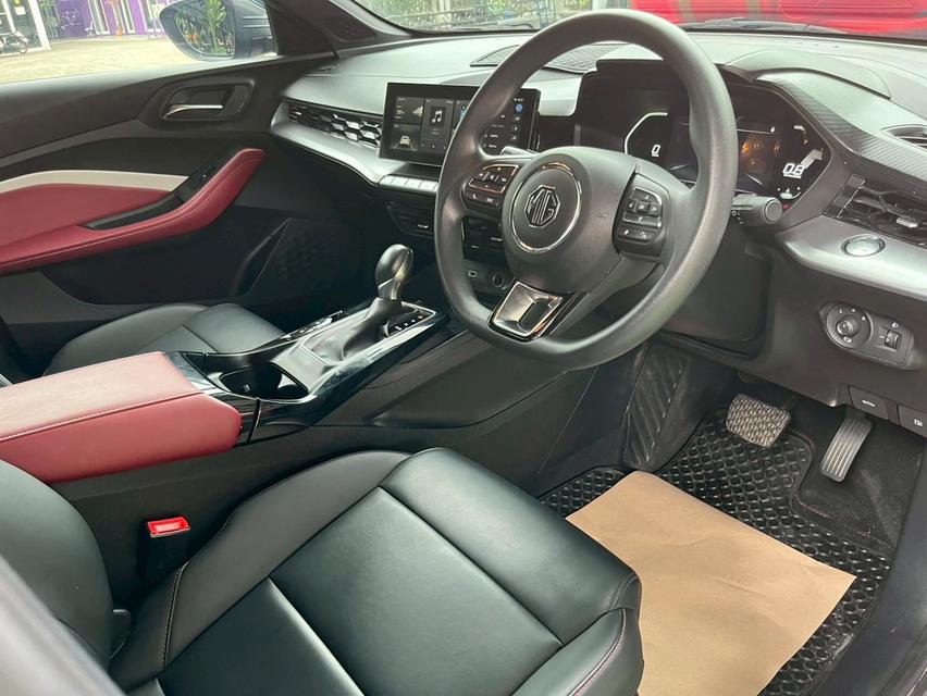 MG 5 1.5 X ปี 2024 หลังคา Sunroof i-Smart วิ่งน้อย 1x,xxx กม. 8