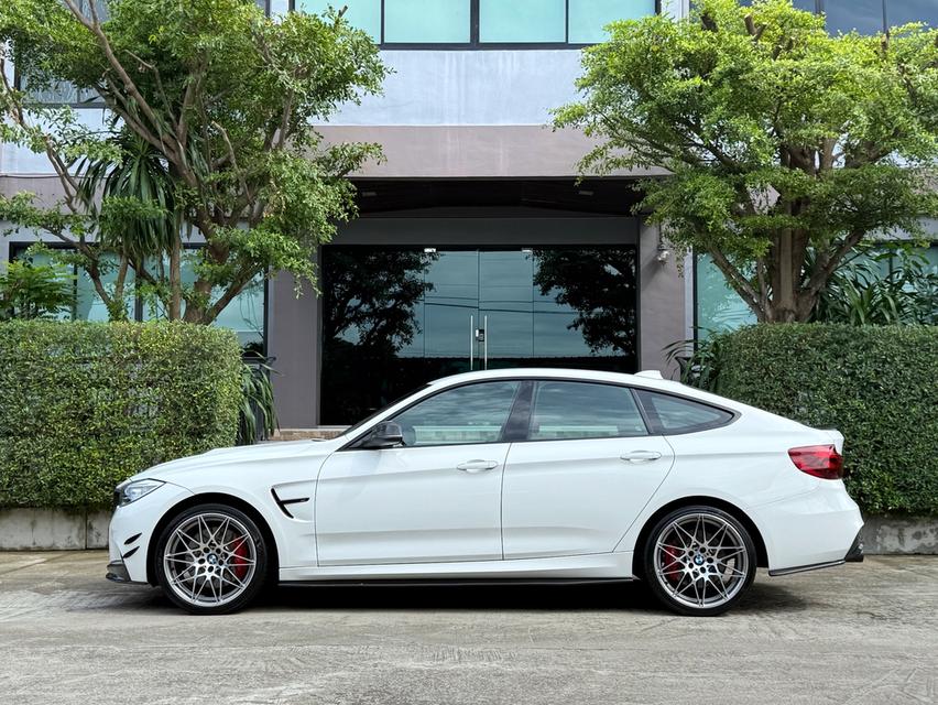 2015 BMW 320D GT MPERFORMANCE รถมือเดียวออกป้ายแดง รถวิ่งน้อย เข้าศูนย์ตามระยะ รถไม่เคยมีอุบัติเหตุครับ 5