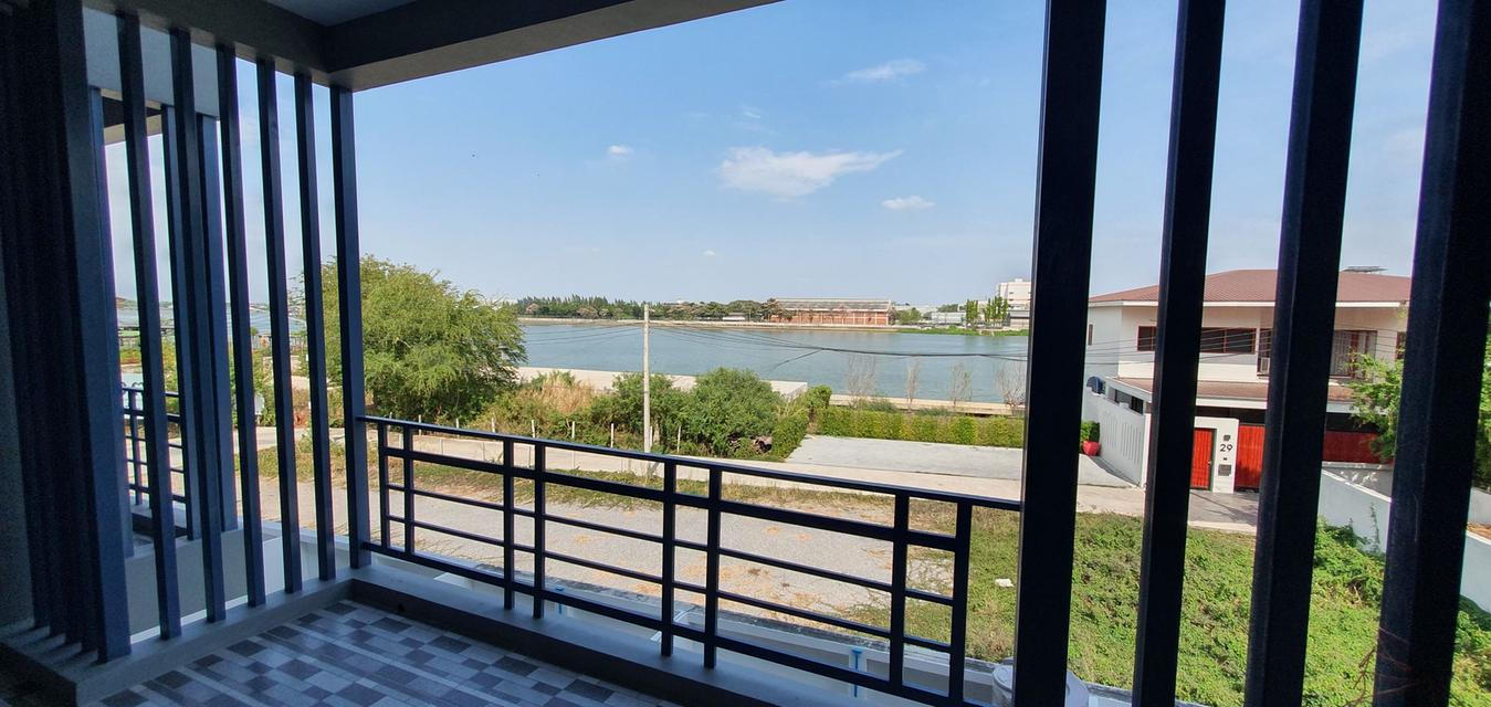 อาคารพาณิชย์ 3 ชั้นครึ่ง  ทำเลทอง วิวแม่น้ำเจ้าพระยา ปทุมสายใน 3