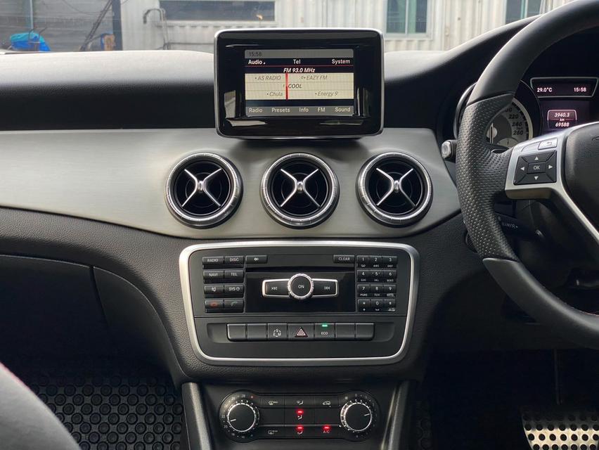 Mercedes-Benz CLA250 AMG Sport ปี 2013 เลขไมล์ 69,xxx km 17