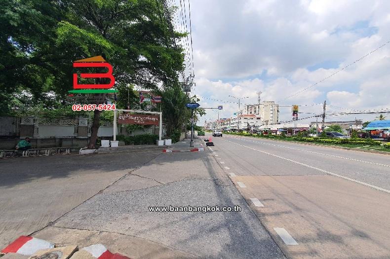 บ้านเดี่ยว หมู่บ้าน ทหารกองหนุน บางชัน เนื้อที่ 45 ตร.ว (ซอยพระยาสุเรนทร์ 28) แขวงบางชัน เขตคลองสามวา กรุงเทพมหานคร 11