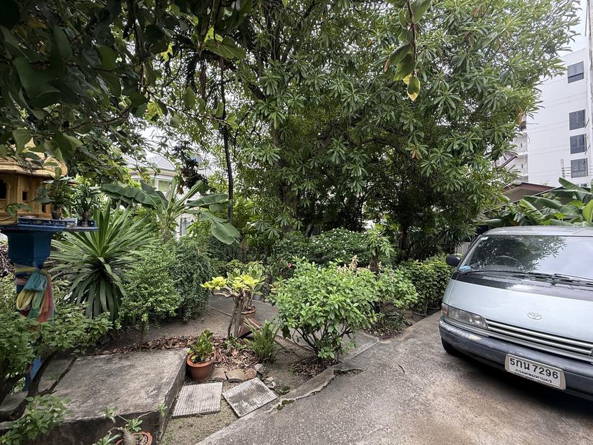 ที่ดิน บางรัก ซอยตรงข้ามสน.บางรัก 1