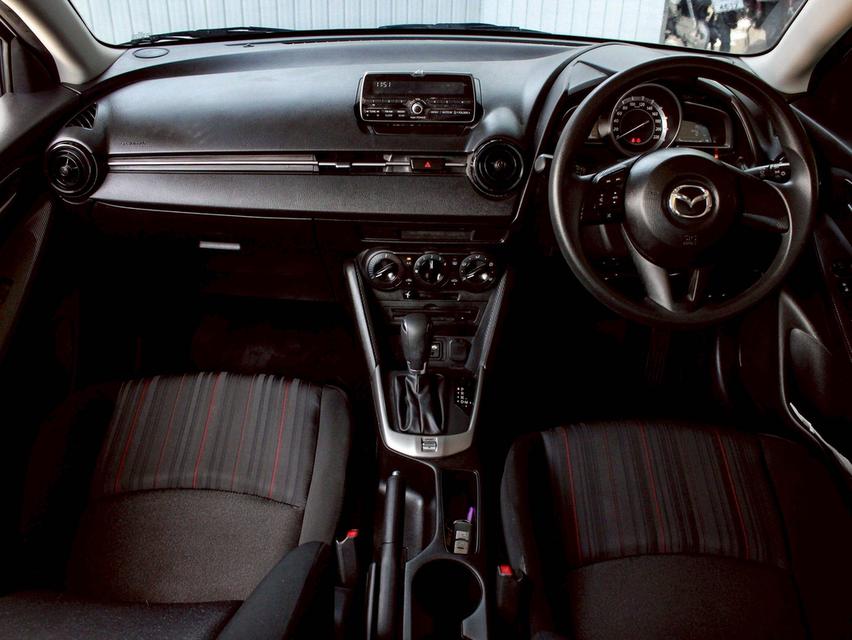 MAZDA 2 1.3 High ปี 2016 โฉม ปี14-ปัจจุบัน 4Dr สีขาว เกียร์ Auto เครื่องยนต์ เบนซิน ไมล์ 62,256 Km. 10