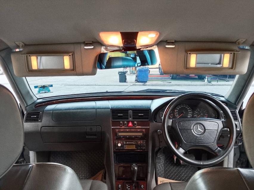 รถยนต์มือสองรถเบนซ์มือสอง รูปที่ 11