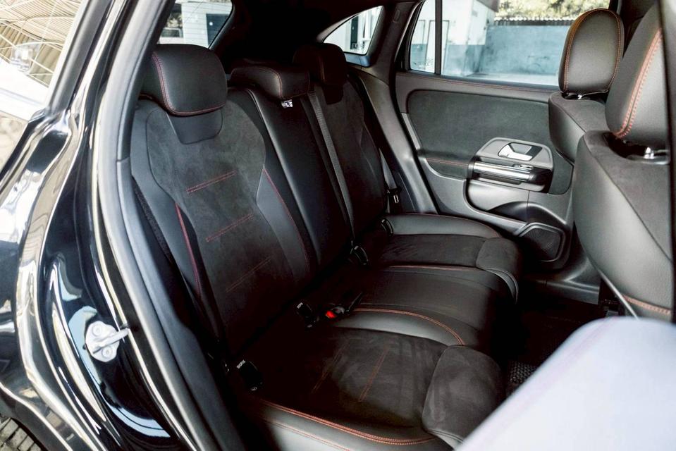 รหัสรถ PR4217 Mercedes-Benz GLA 200 AMG Dynamic W247 (2023) รูปที่ 12