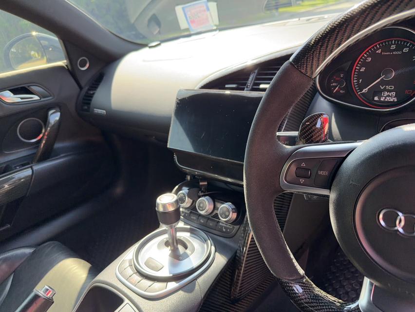 Audi R8 V10 FSI ปี 2011 16
