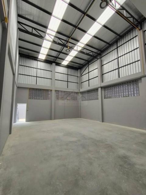 ให้เช่าโกดัง พร้อมโฮมออฟฟิศ 3 ชั้น 450 ตรม ย่านบางใหญ่ นนทบุรี ซอยกันตนา ใกล้ รพ.บางใหญ่ เหมาะทำโฮมออฟฟิศ และเก็บสินค้า  5