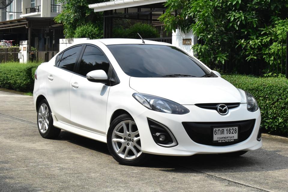 Mazda 2  1.5 Spirit ปี 2012 สีขาว  ออโต้ เบนซิน ไมล์ 9x,xxx km 5