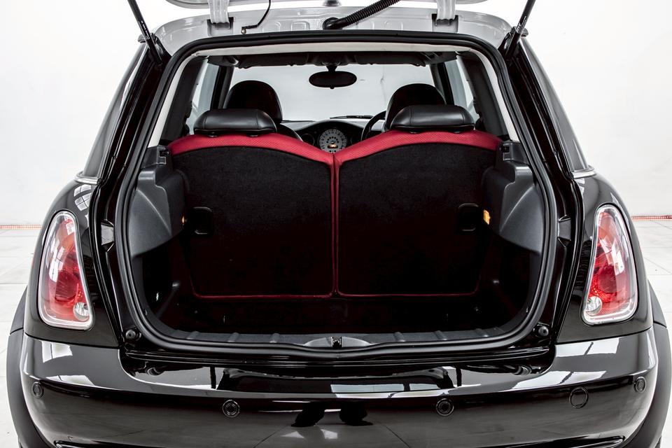 MINI COOPER 1.6 RHD COUPE (R50) 2006 9