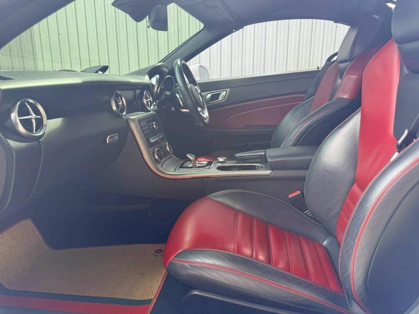 BENZ SLC-CLASS 300 AMG 2018 จด 2020 9