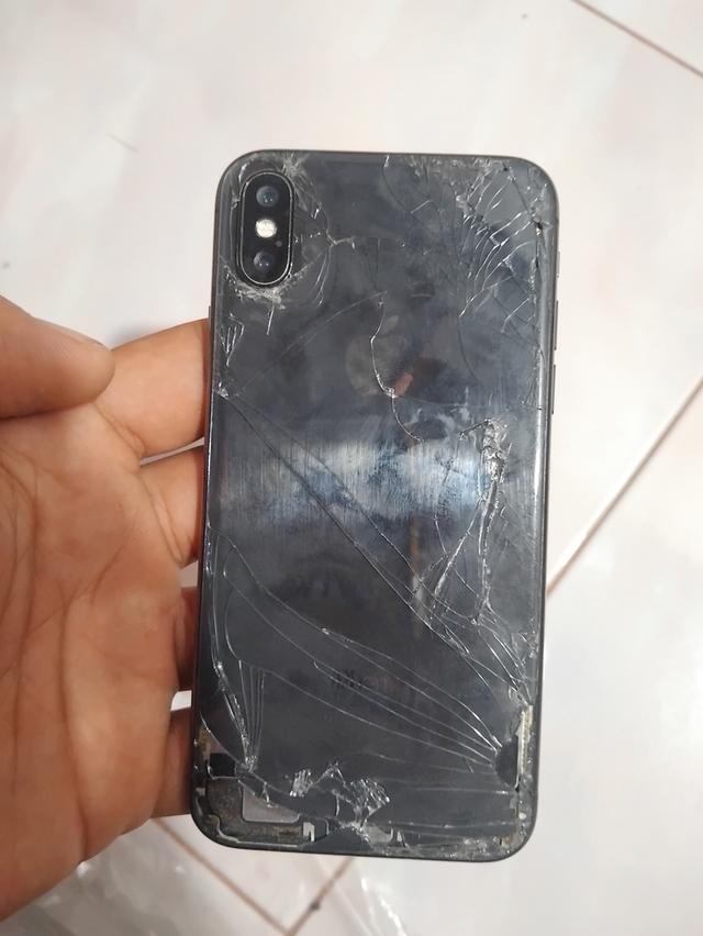 iphone x 256GB ปกติทุกอย่าง บอดี้หลังเเตกขอคนรับได้ 6