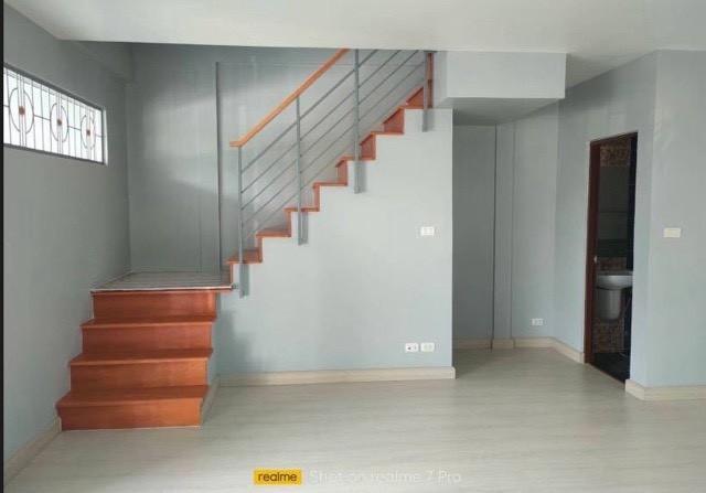 ขายทาวน์เฮ้าส์ 2ชั้น หลังหัวมุม โครงการ เดอะทรัสต์ ลำลูกกา คลอง 5 ทำเลใกล้วงแหวน เดินทางสะดวก 2