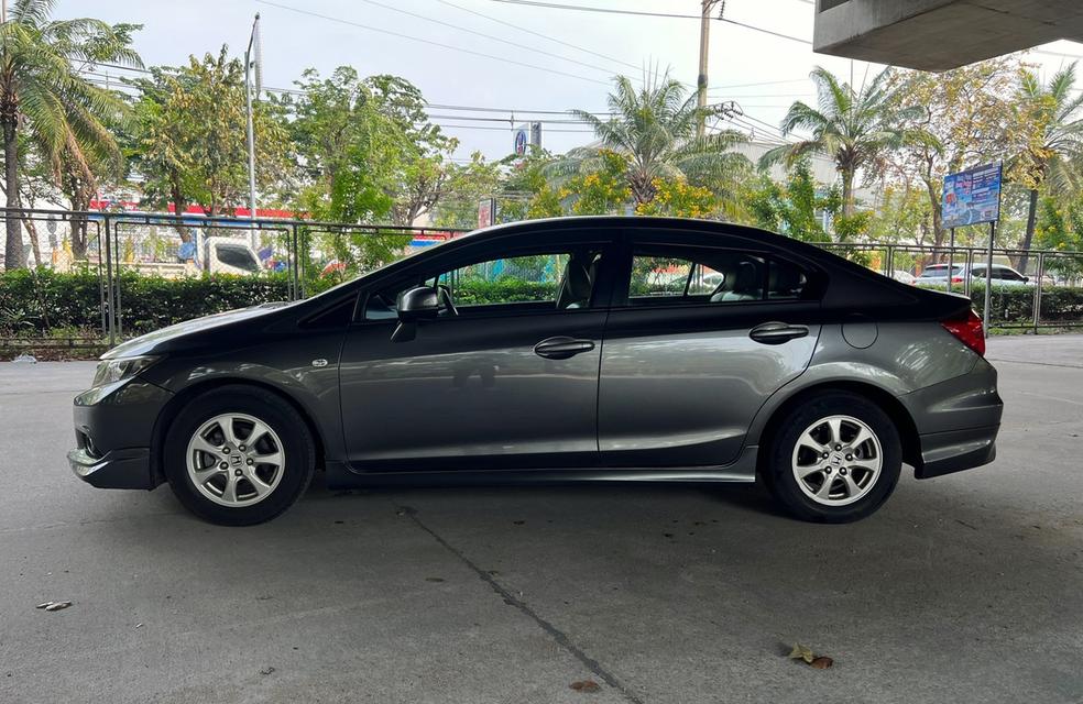 Honda Civic FB 1.8 S Auto ปี 2013 3