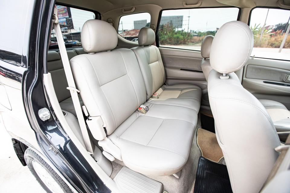 Toyota Avanza 1.5E ปี 2011 เกียร์ Auto 7 ที่นั่ง สีดำ สภาพดี 12