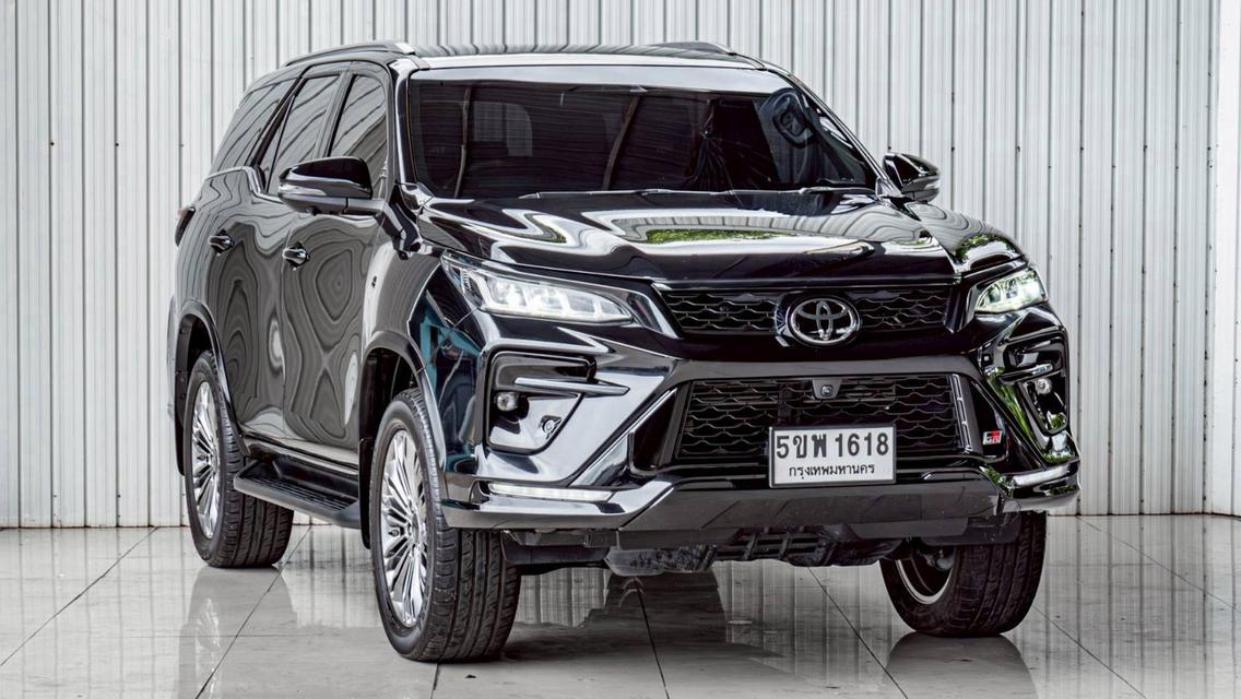Toyota Fortuner 2.8GR Sport 4wd ปี24