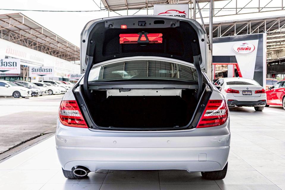 รหัสรถ NP9855 รุ่นรถ : BENZ C200 CGI ELEGANCEปีรถ : 2013 7