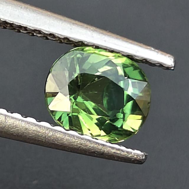 💎 พลอย เขียวส่อง เผาBE 💎 น้ำหนัก 1.05 กะรัต รูปที่ 3