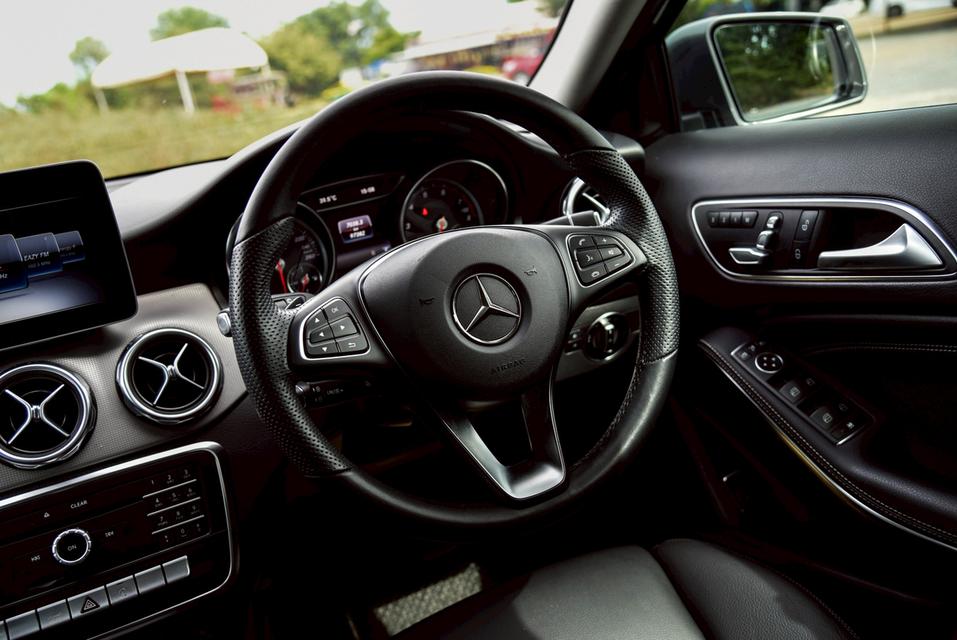 รหัสรถ CBL6544 Mercedes-Benz GLA200 1.6 Urban W156 AT 2020 14