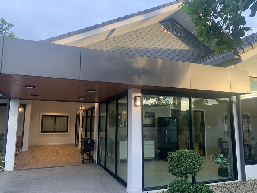 🏡🎉 Pool Villa เนื้อที่กว้าง ทำเลชานเมือง ตกแต่งพร้อมอยู่ #สารภี - ราคา 21 ล้านบาท 🔥新建房屋出售 4 卧室 7 卫生间 - 价格 21 MB 🔥 4