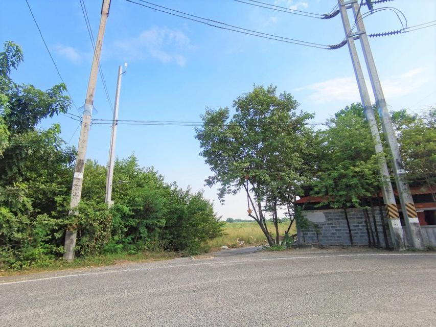 ขาย ที่ดิน ME262 ผัง EEC สีม่วงลาย นิคมอมตะ เฟส8 บ้านเก่า พานทอง ชลบุรี . 29 ไร่ 49 ตร.วา ติดถนนสาธารณะ 2 ด้าน ห่างถนน 3 3