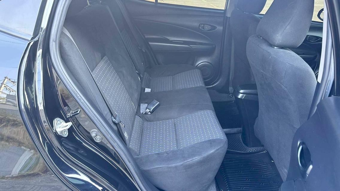 เข้าศูนย์ทุกระยะ⭐ ⭐รถเดิมน็อตไม่ขยับ⭐ ToyotaYaris1.2 J Plus เกียร์ออโต้สีดำปี 2018 ขาย 259,000 ❗️ลูกค้าเงินสด : ต่อรองได้ครับ ❗️ลูกค้ามีเครดิต/ไม รูปที่ 9