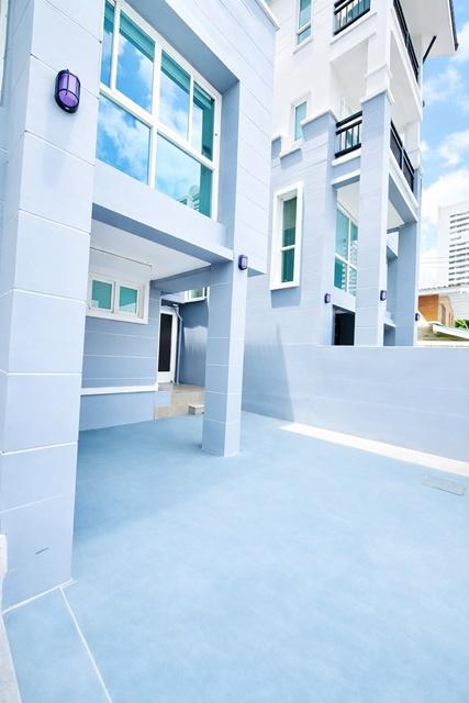 ใกล้ BTS เอกมัย 2 กม.ทาวน์โฮม 3.5 ชั้น เอกมัย10-12 พร้อมชั้นลอย 3 นอน 3 น้ำ 27 ตร.ว. 340 ตร.ม.ทำเลปรีดี พนมยงค์ ดองกี้ ม รูปย่อยที่ 2