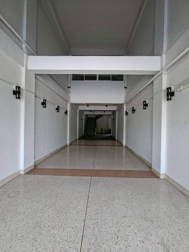 ให้เช่าพื้นที่ออฟฟิศ ใกล้สนามบินสุวรรณภูมิ ติดถนนใหญ่ เดินทางสะดวก (N.1746) 4