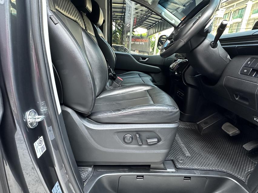 รถตู้ 11 ที่นั่ง HYUNDAI STARIA 2.2 SEL จดทะเบียนปี2022 ฝาท้ายไฟฟ้า บันไดข้างพับเก็บได้ รูปที่ 9