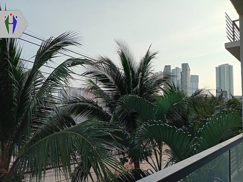 คอนโดลากูน่า3 มัลดีฟส์ ให้เช่า 7500 บาท •	ขนาด 23 ตารางเมตร สตูดิโอ, 1 ห้องน้ำ •	ทีวี, เครื่องปรับอากาศ, ตู้เย็น  •	ระเบียงวิวนอก •	ฟรีสระว่ายน้ำ, ฟิต 10