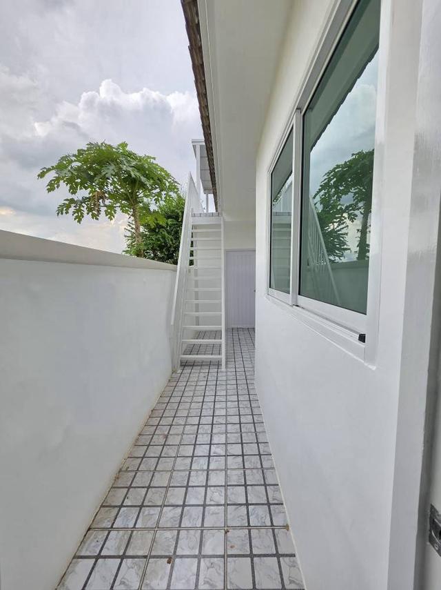 หมู่บ้านพฤกษา3  ถนนวัดลาดปลาดุก บางบัวทอง ทาวน์เฮาส์ชั้นเดียว หลังริม ตกแต่งใหม่พร้อมอยู่ มีระเบียงชั้น 2  รับลม หน้ากว้าง 6 เมตร 15