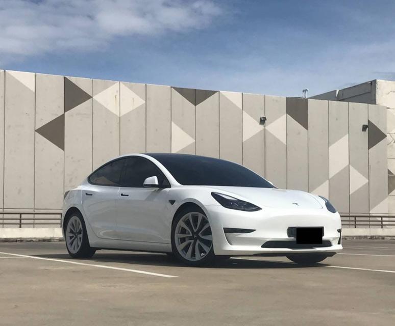 Tesla Model 3 Long Range AWD ปี 2021 รถสภาพดี 3